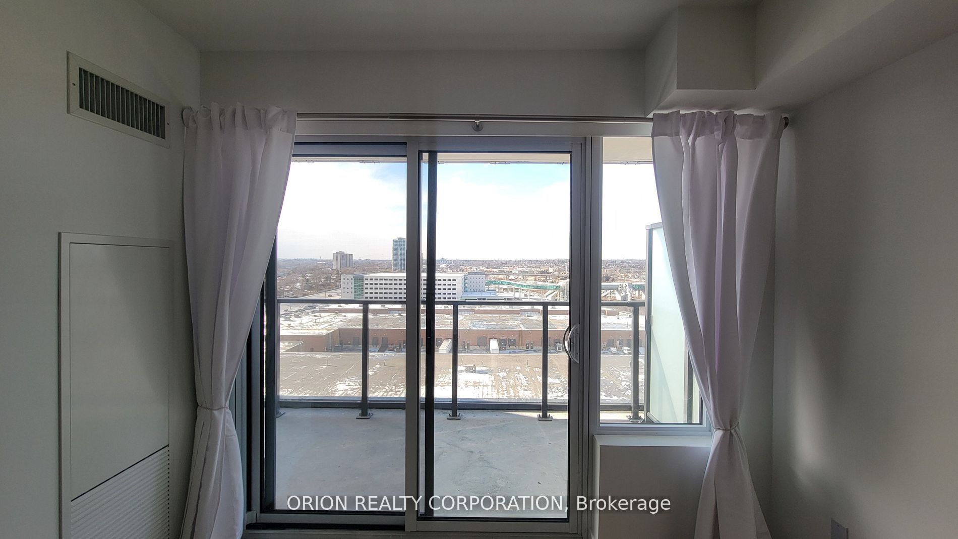 Unit 1111 - 1435 Celebration Drive, Pickering 5