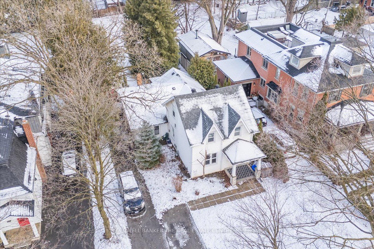 24 Maple Street, Aurora 5