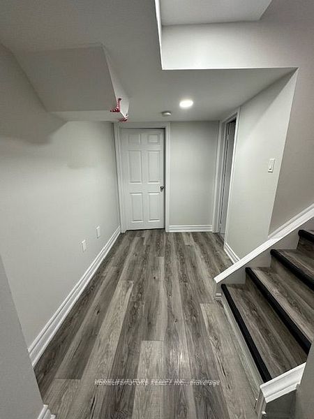 Unit Bsmt - 17 Ada Gardens, Markham 2