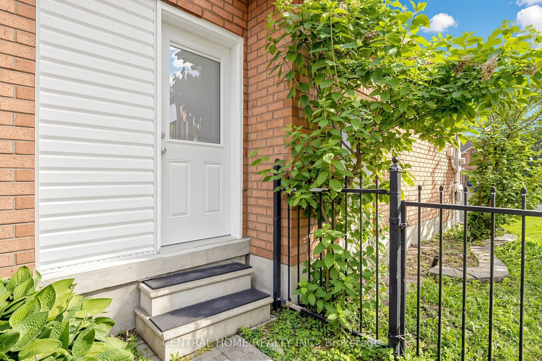 Unit BASEMENT UNIT 2 - 307 Alex Doner Drive, Newmarket 5