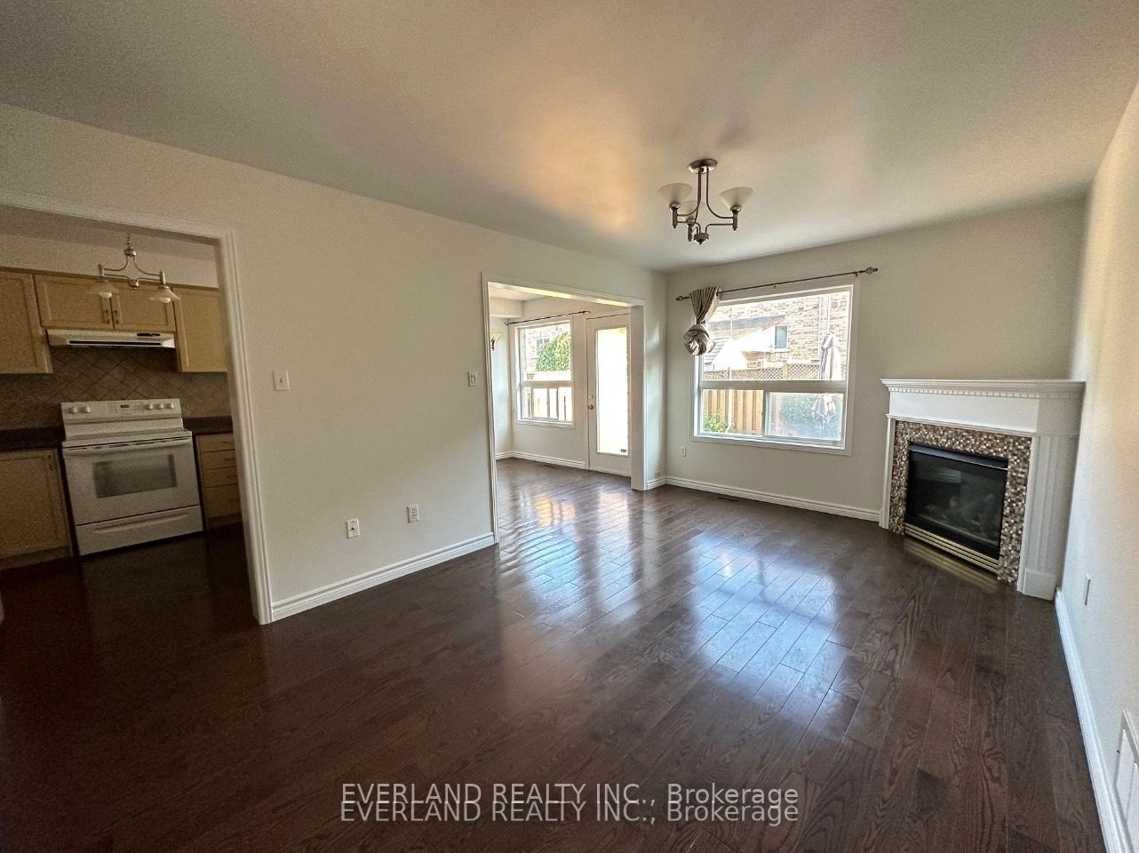 7 Bassett Avenue, Richmond Hill 2