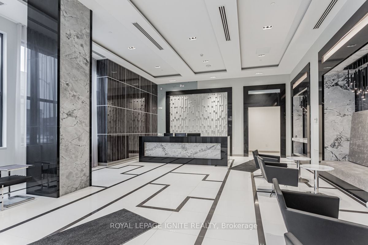 Unit 305 - 100 Eagle Rock Way, Vaughan 2