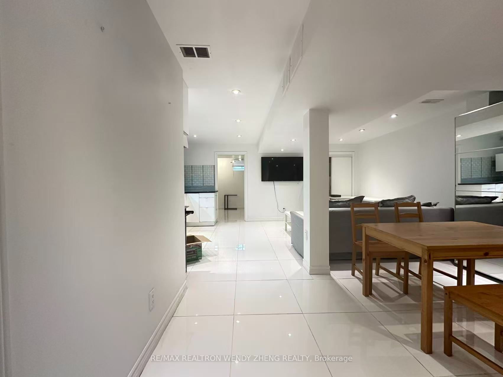 Unit Bsmt - 157 Black Maple Crescent, Vaughan 5