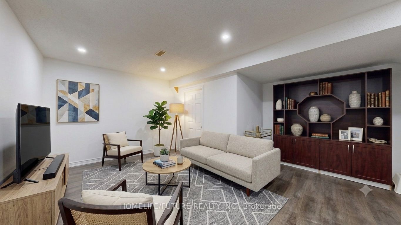 Unit BSMT - 75 Silver Rose Crescent, Markham 4