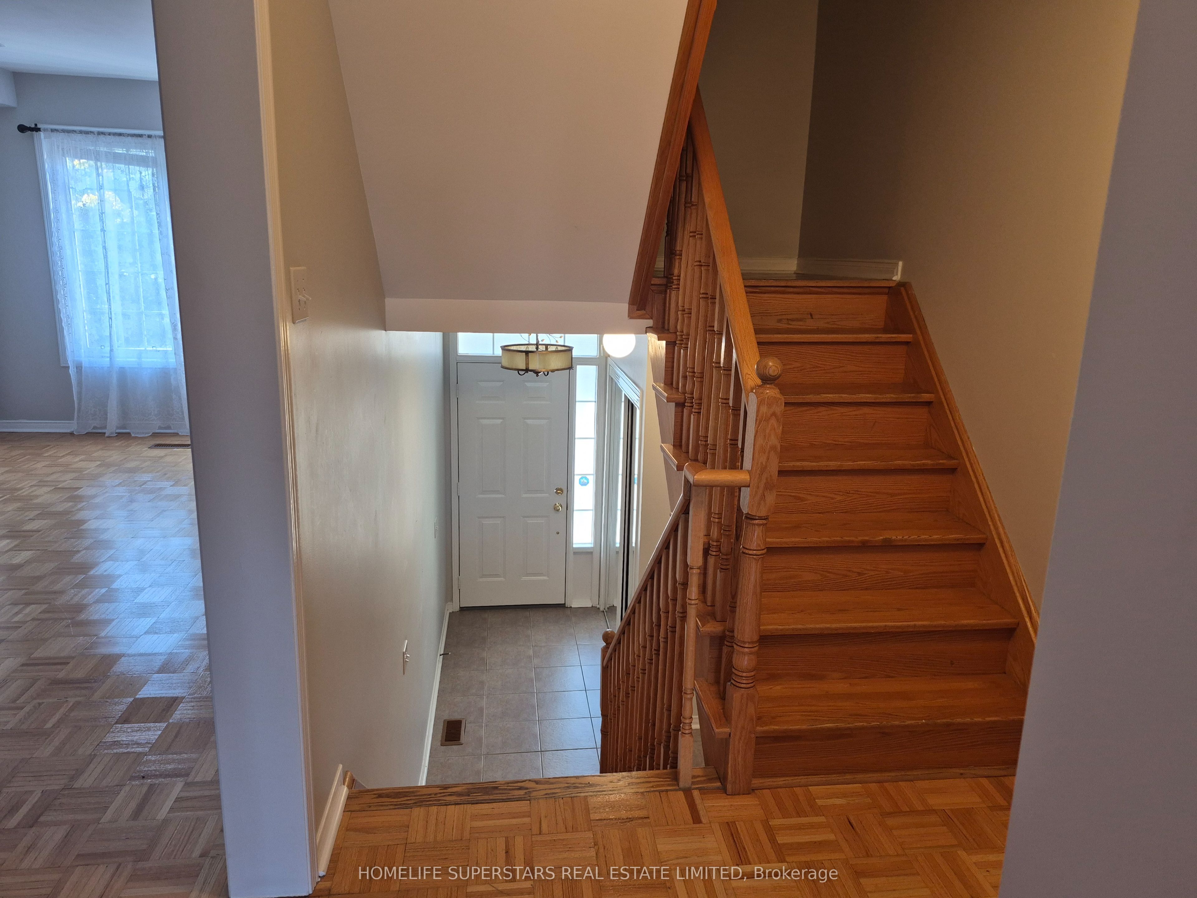 Unit 46 - 19 Foxchase Avenue, Vaughan 2