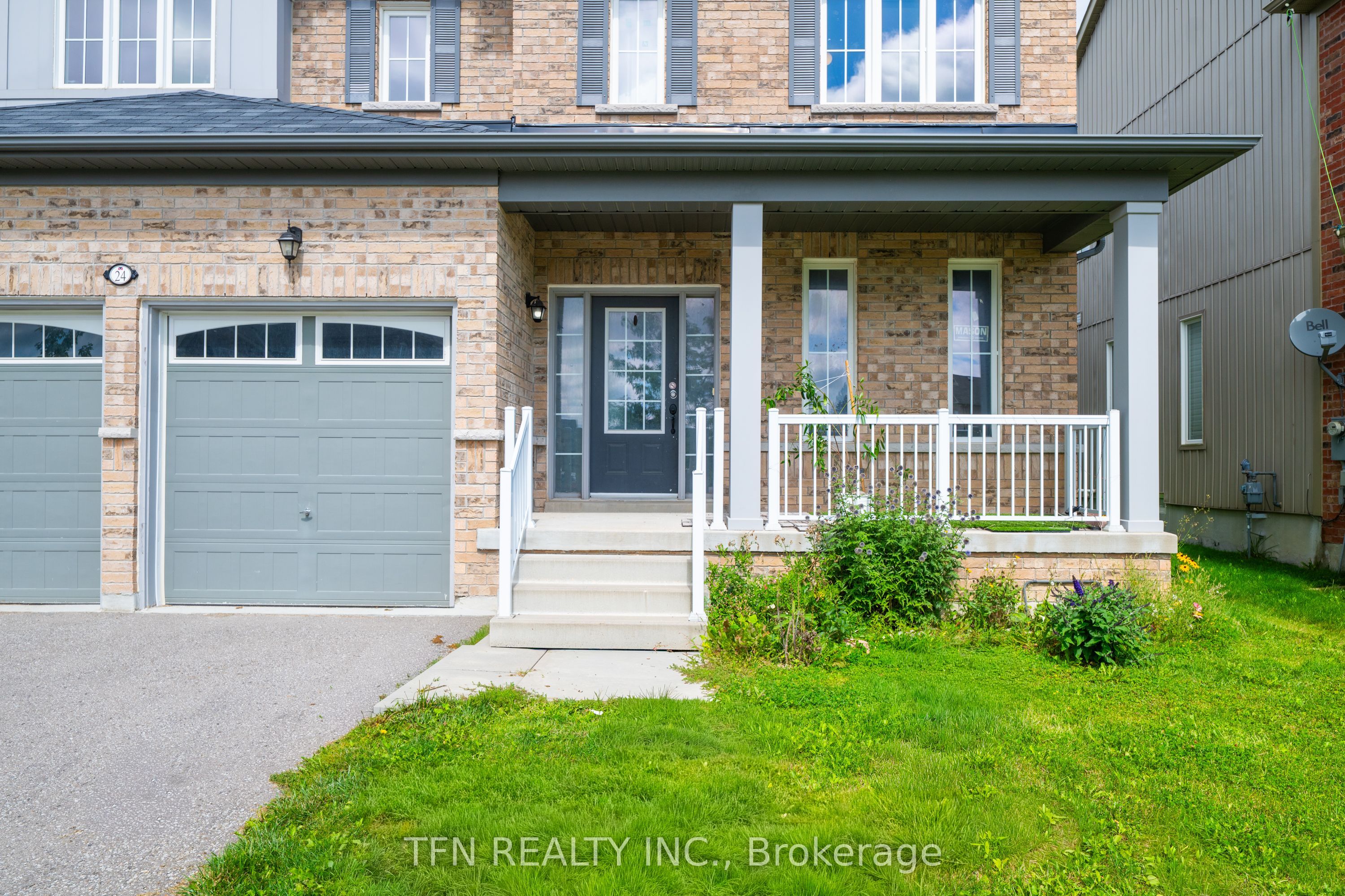 24 Don Hadden Crescent, Brock 3