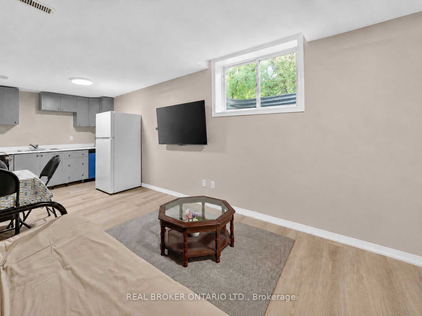 Unit Basement - 1895 Applewood Avenue, Innisfil 5