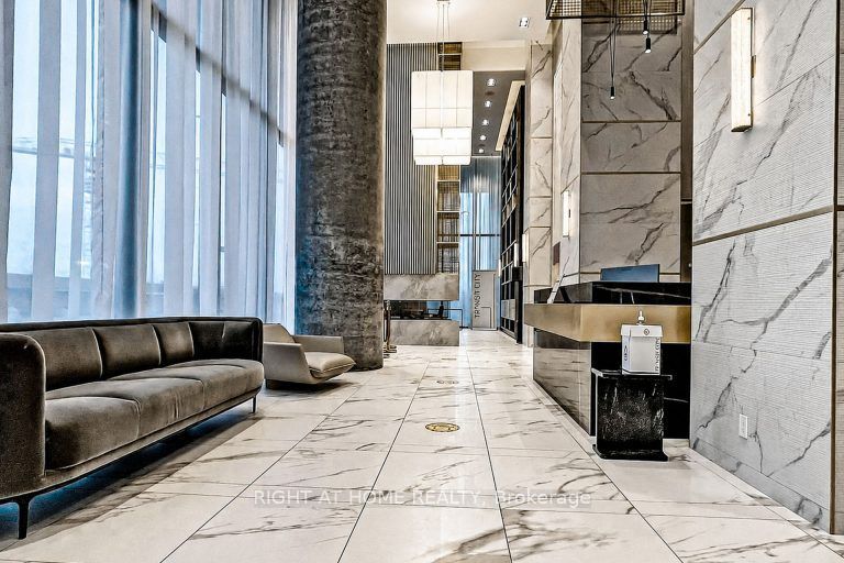 Unit 4507 - 950 Portage Parkway, Vaughan 3