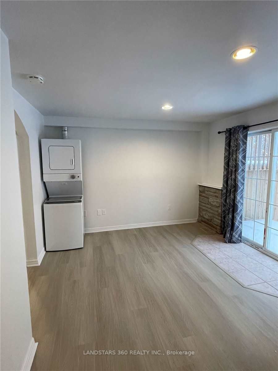 Unit Lower - 204 Bayview Avenue, Georgina 4
