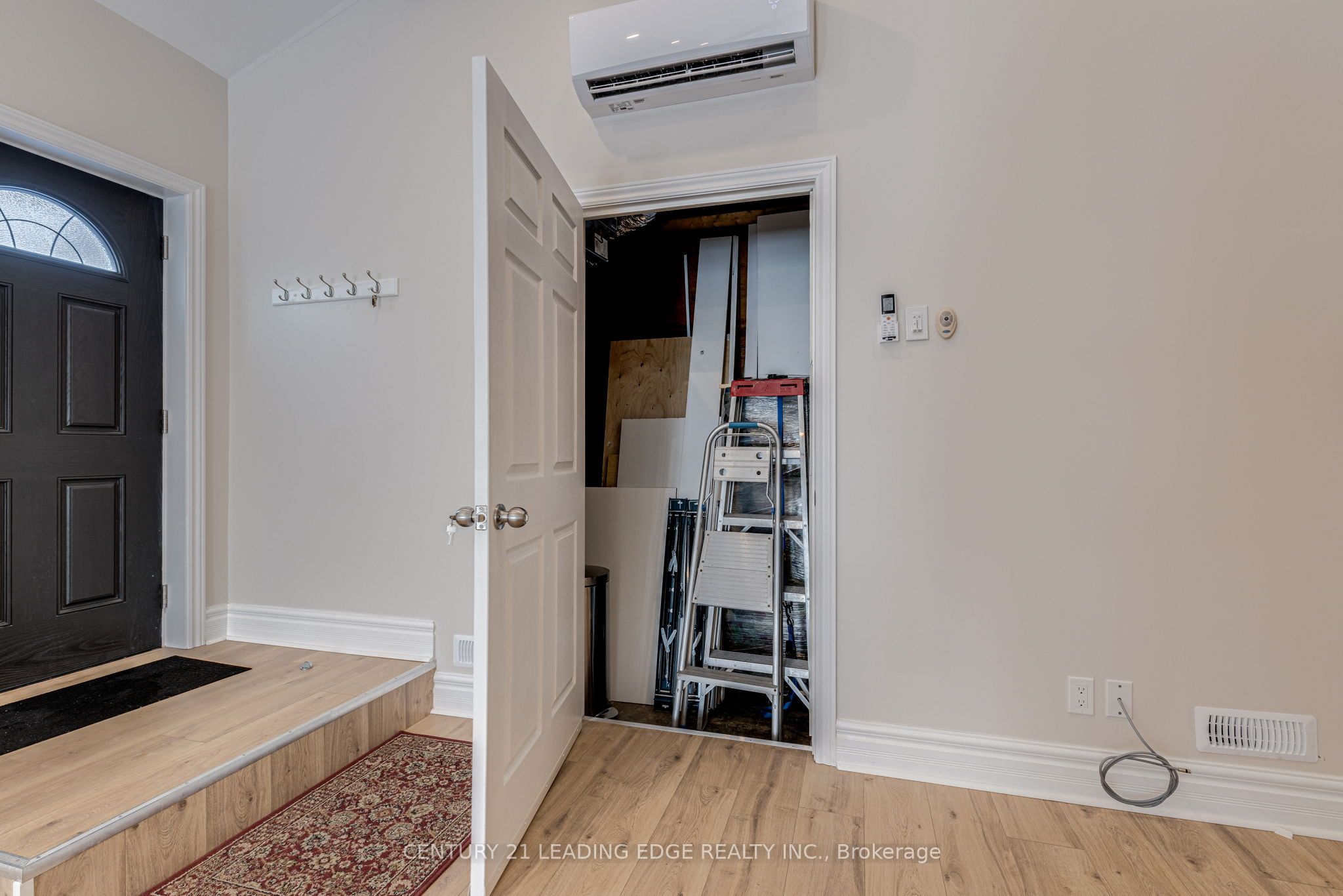 Unit A - 62 BAKER Street, Whitchurch-Stouffville 4