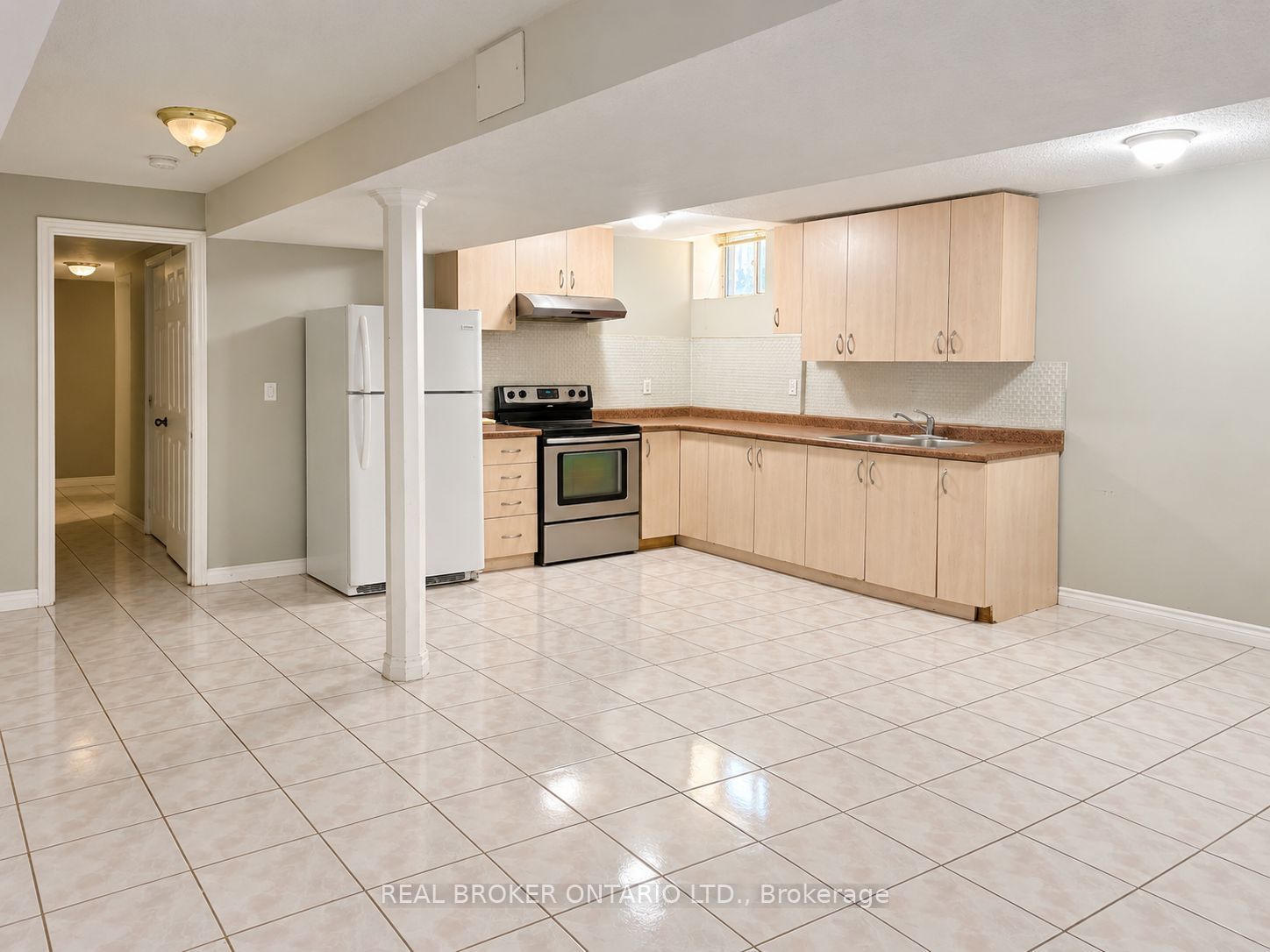 Unit Basement - 205 La Rocca Avenue, Vaughan 2