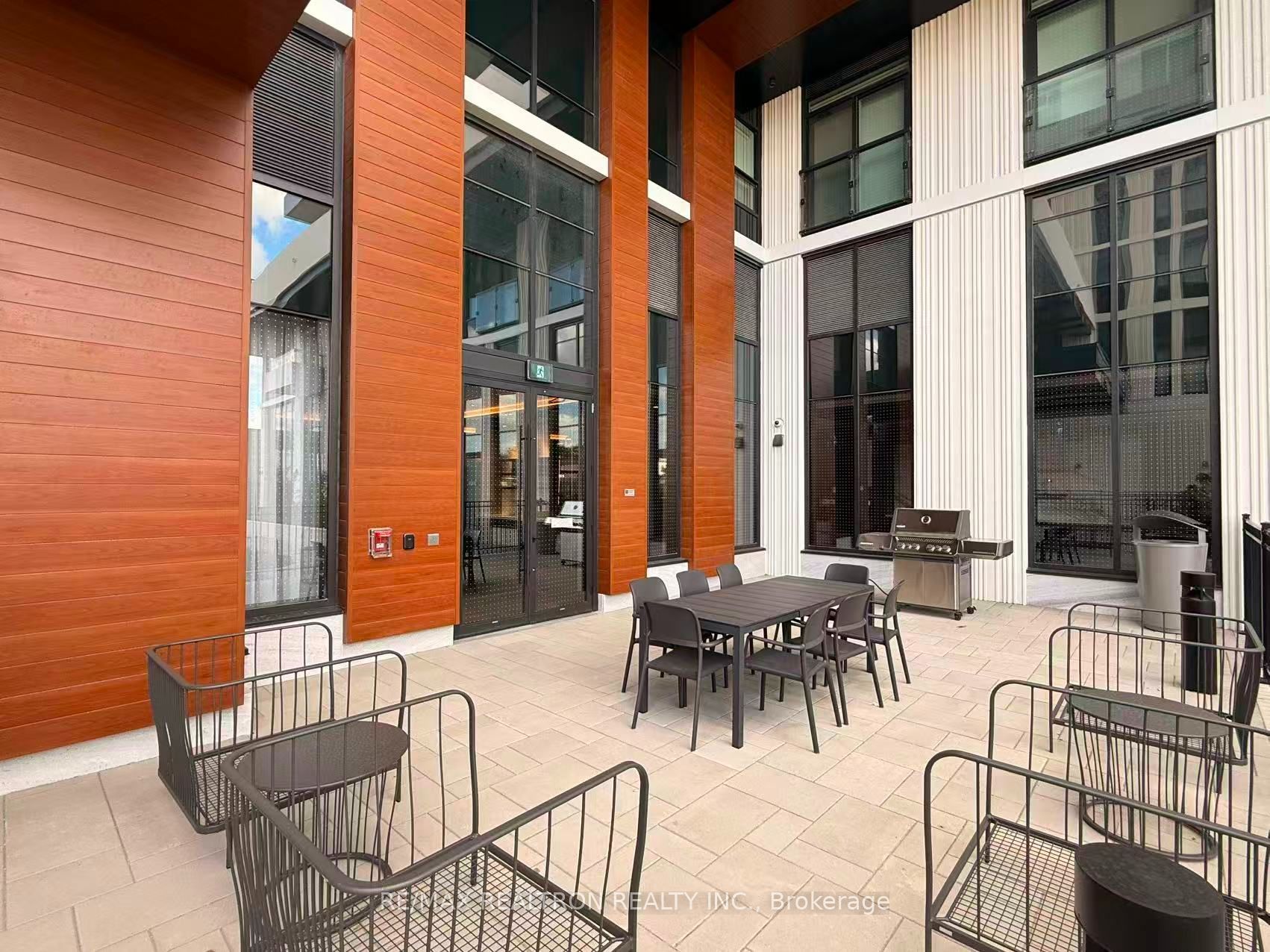 Unit 1802 - 21 Meadowdale Road, Vaughan 5