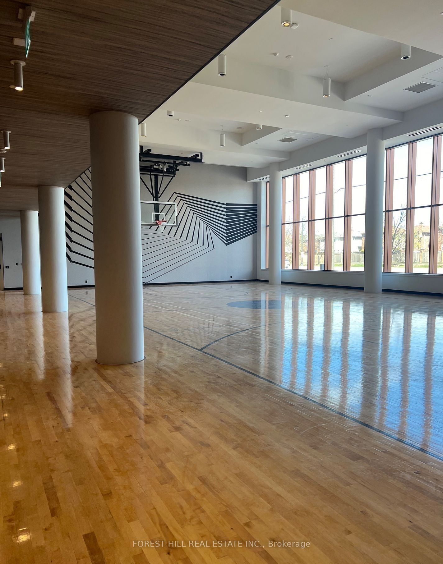 Unit C904 - 8 Beverley Glen Boulevard, Vaughan 3