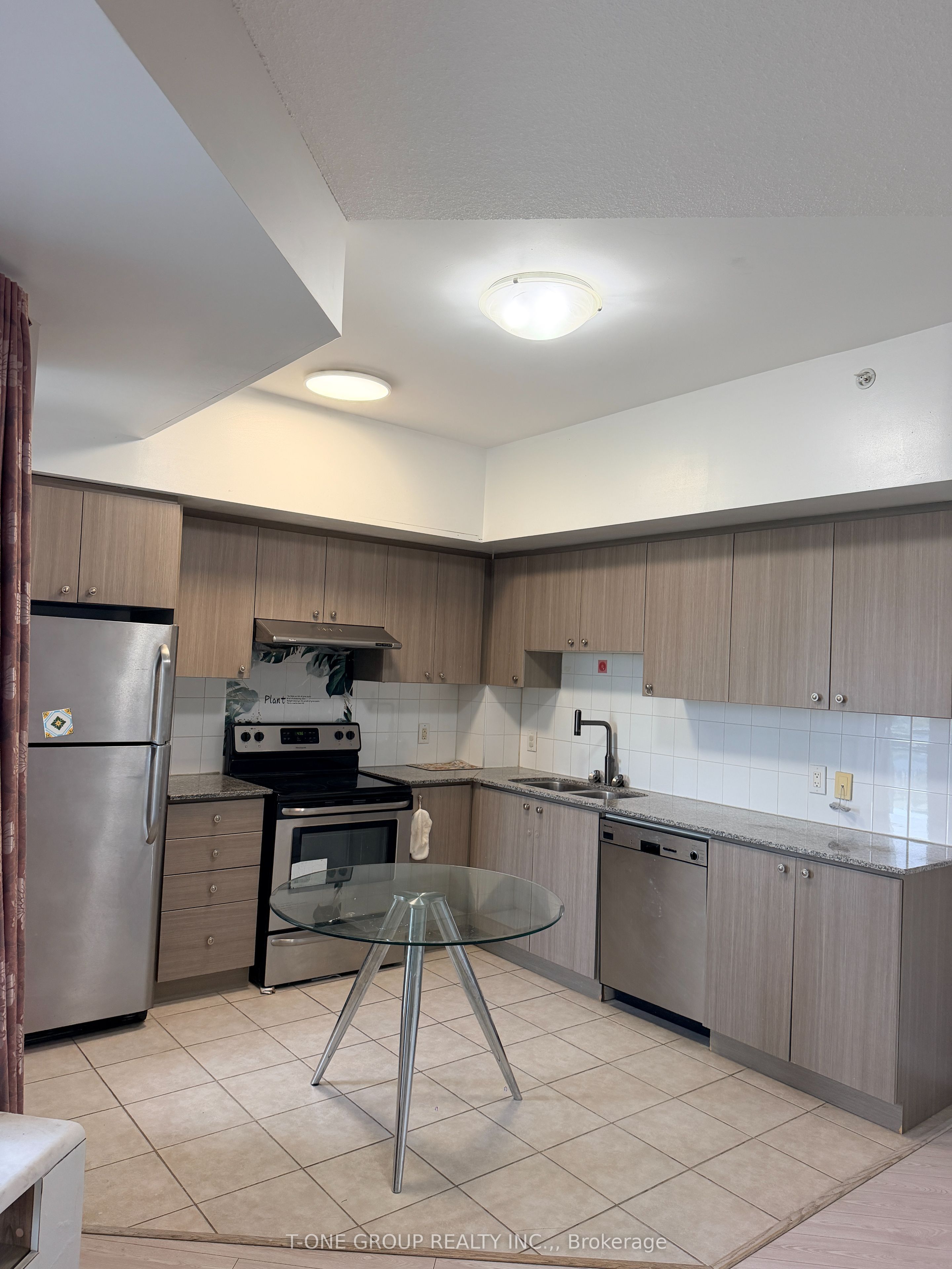 Unit 1028 - 8323 Kennedy Road, Markham 5