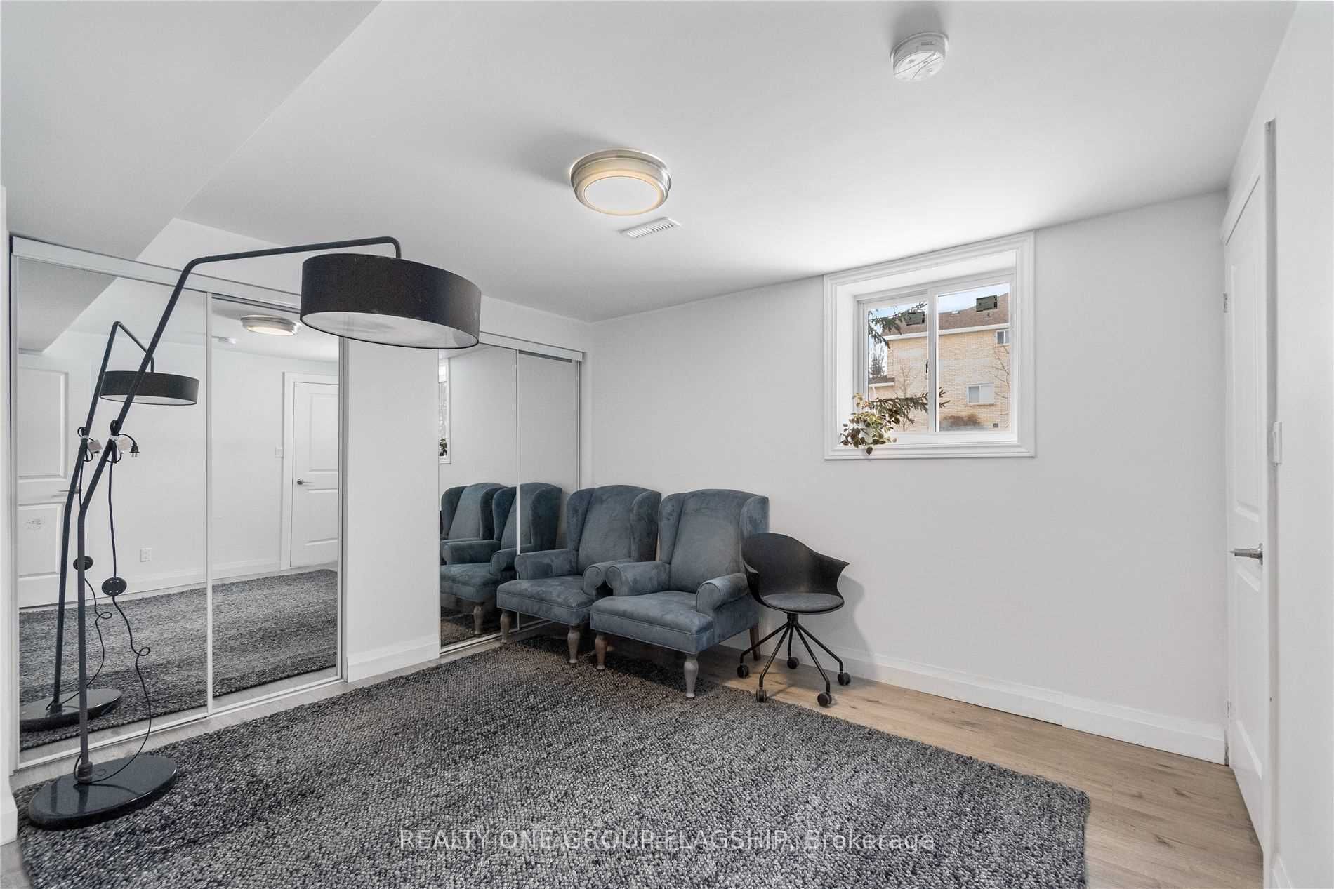 355 Carruthers Avenue, Newmarket 4