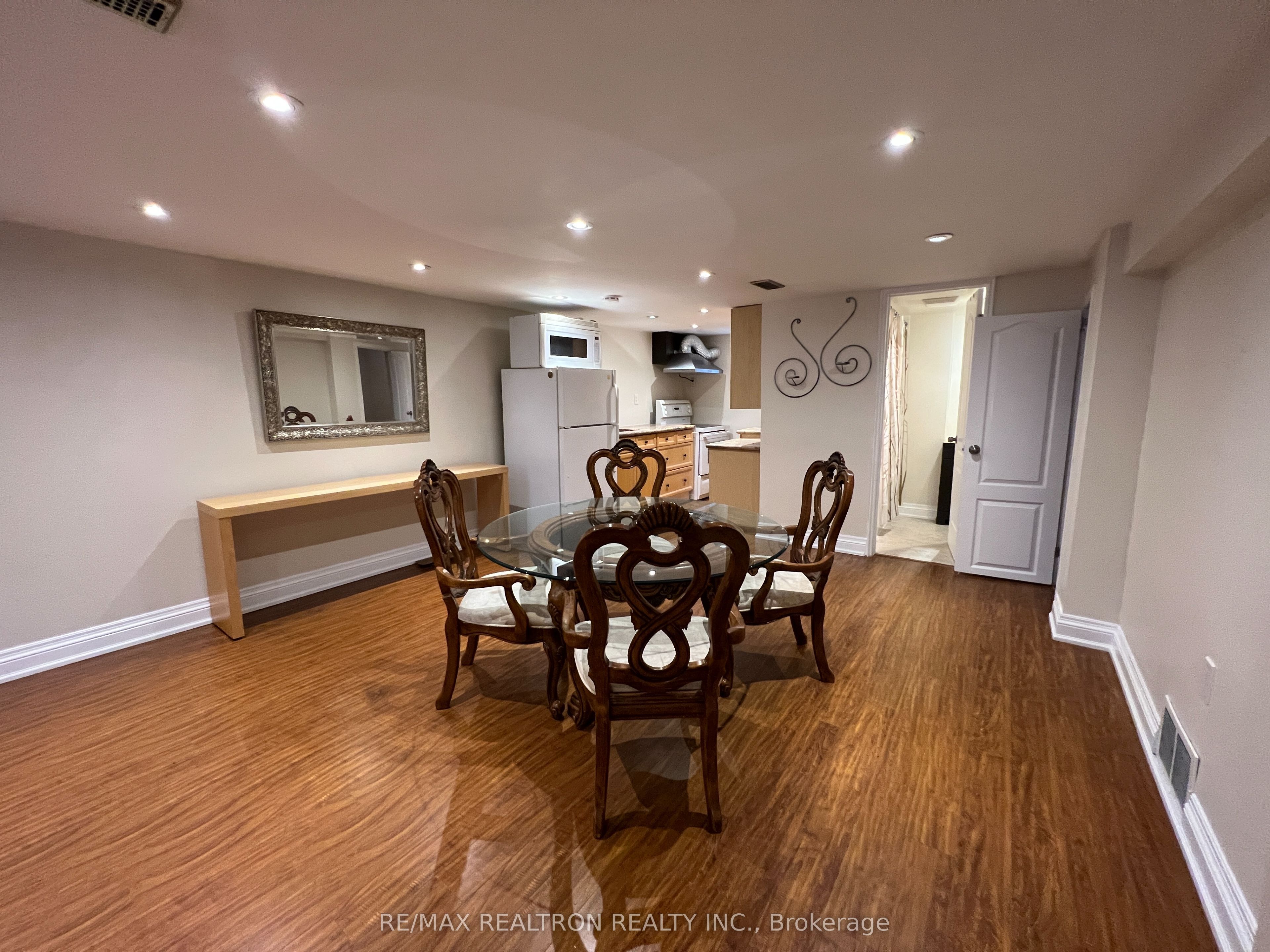 428 Paliser Crescent N, Richmond Hill 4