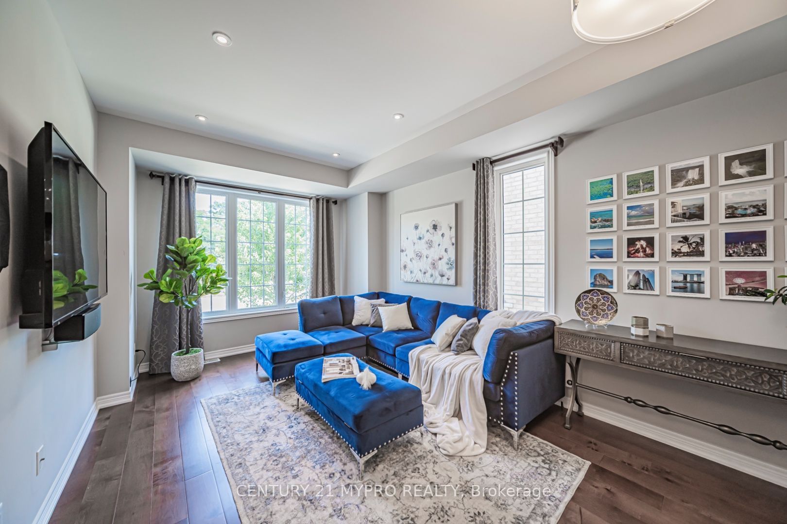 2768 Donald Cousens Parkway S, Markham 3