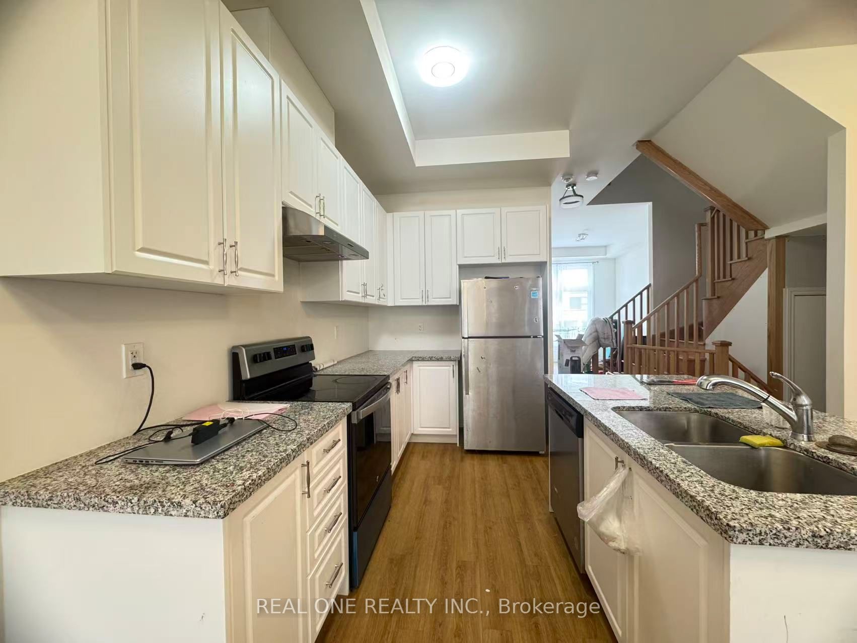 22 Andalusia Lane, Markham 4
