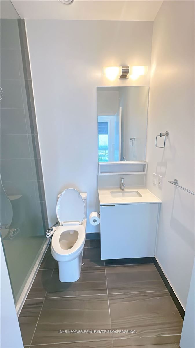 Unit Ph06 - 950 Portage Parkway, Vaughan 3