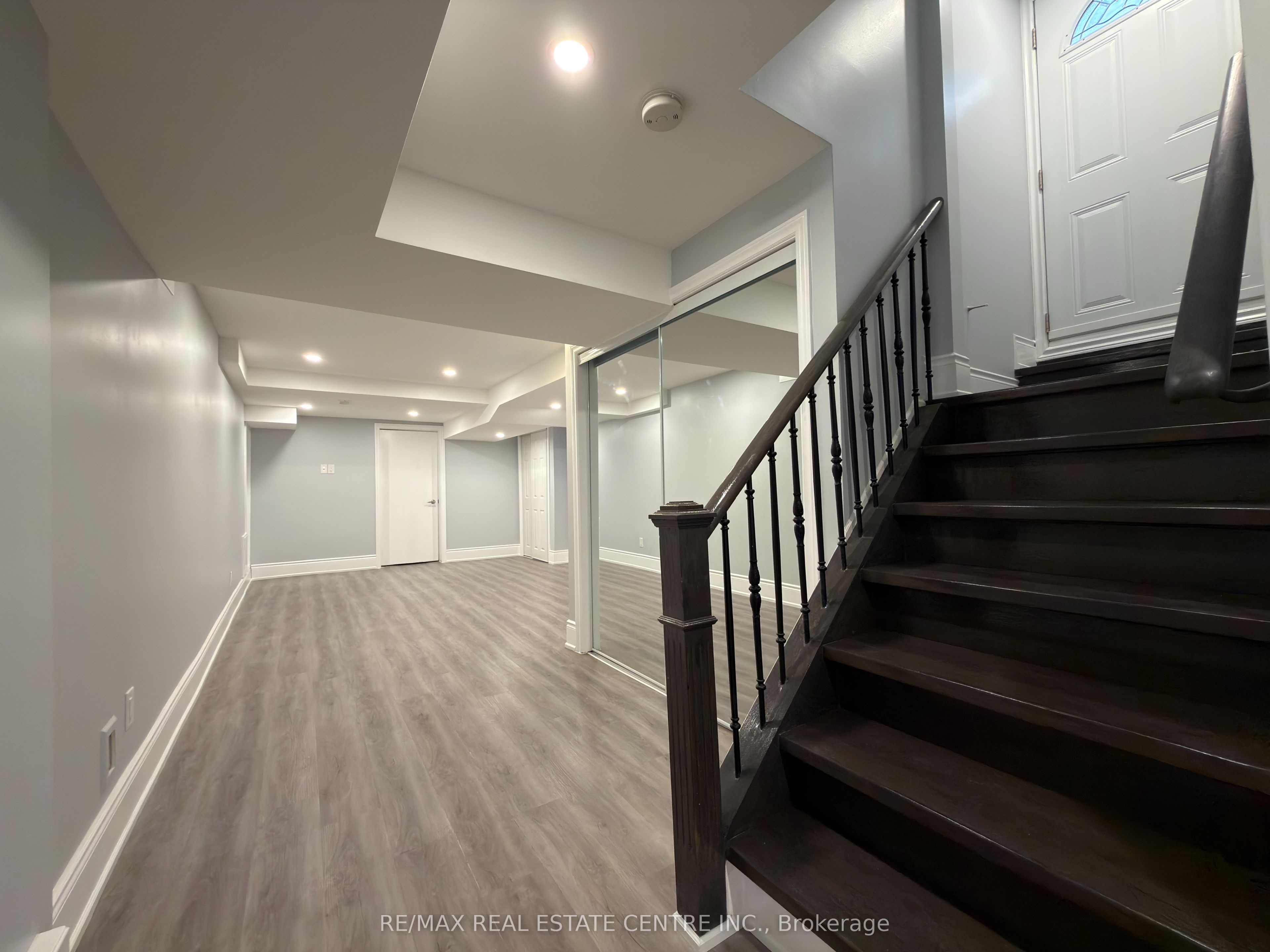 Unit Lower - 53 Dybal Street, Vaughan 4