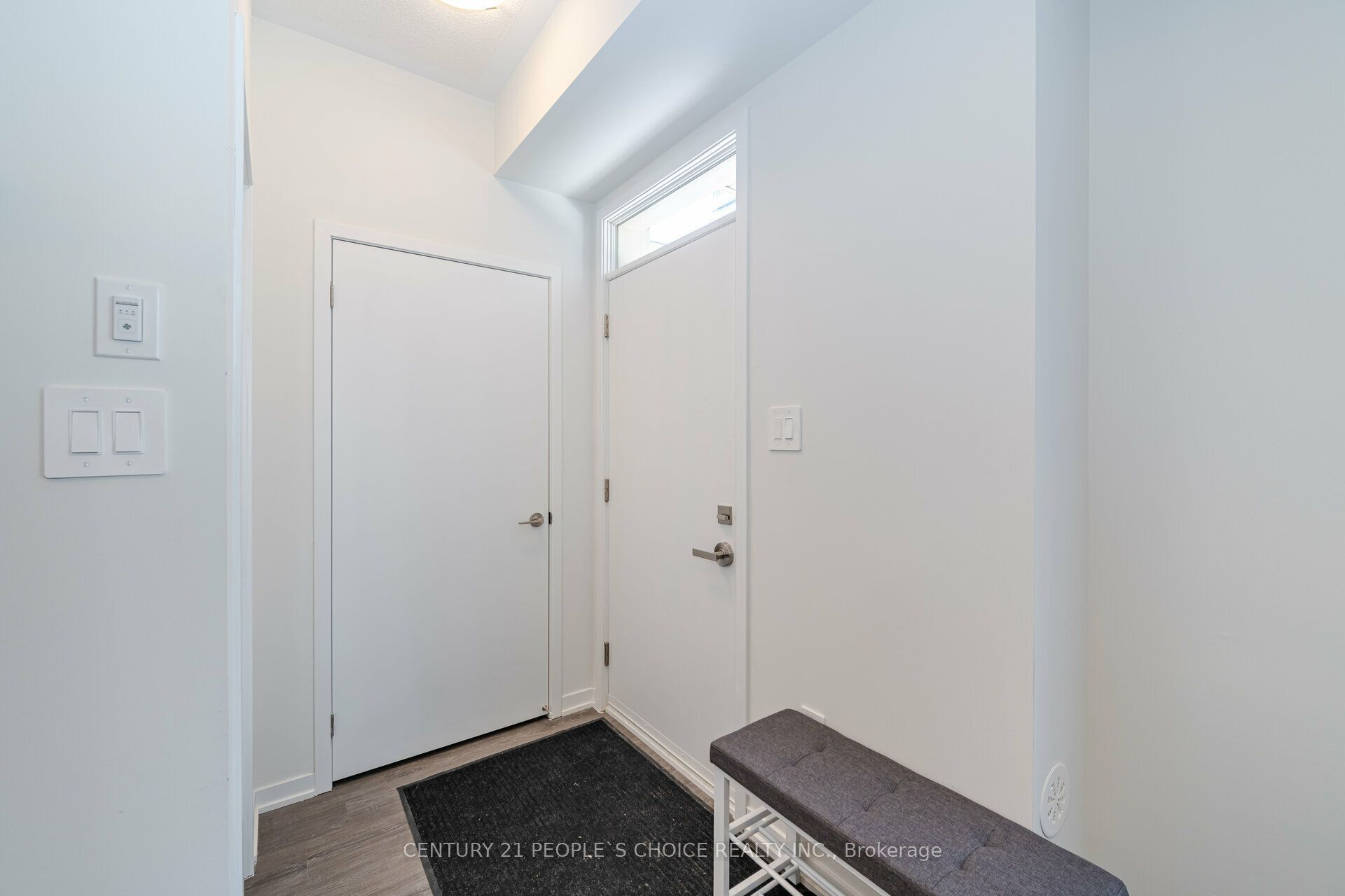 Unit 126 - 30 Almond Blossom Mews, Vaughan 4