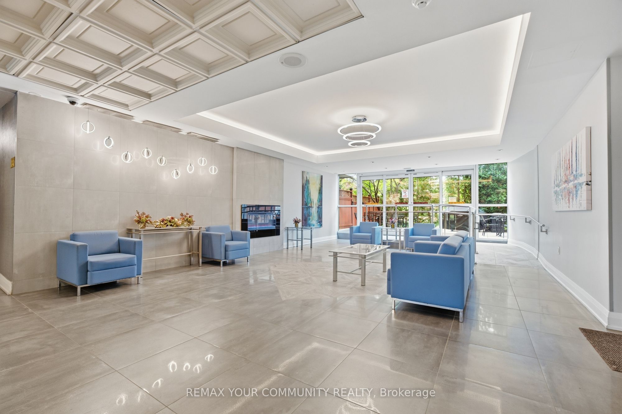 Unit 402 - 20 Harding Boulevard, Richmond Hill 3
