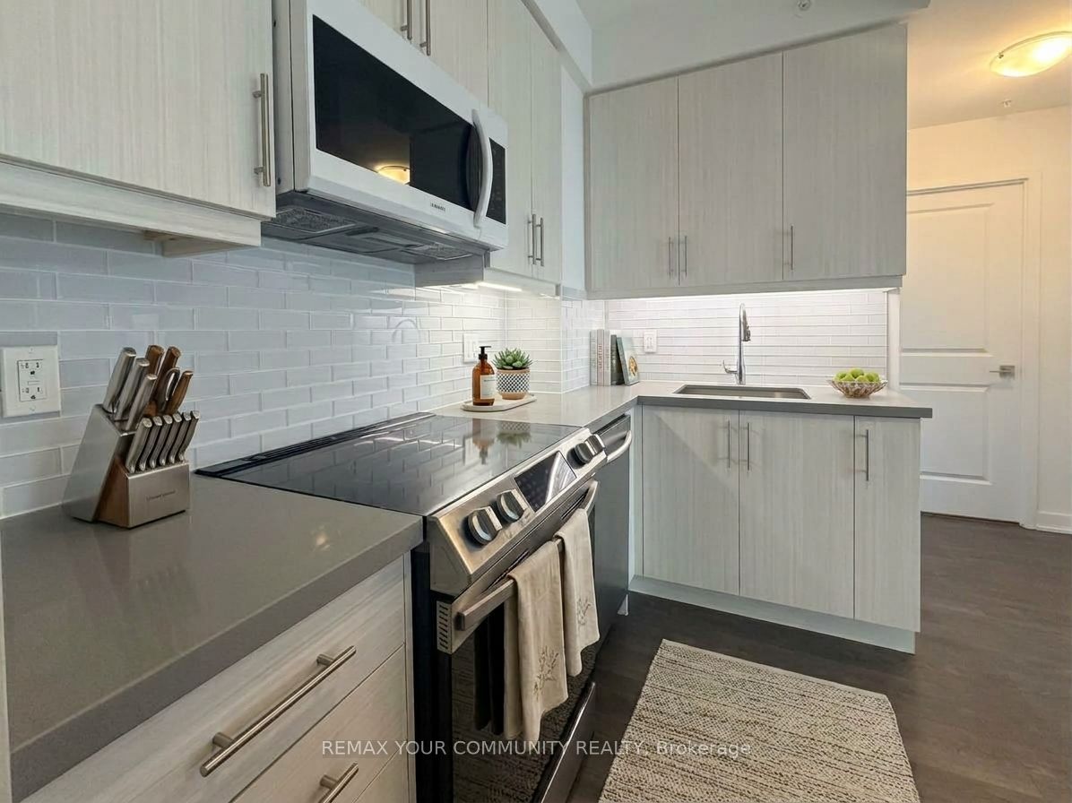Unit 1809 - 75 Oneida Crescent, Richmond Hill 2