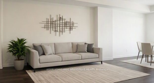 Unit 15 - 11 HONEYCRISP Crescent, Vaughan 2