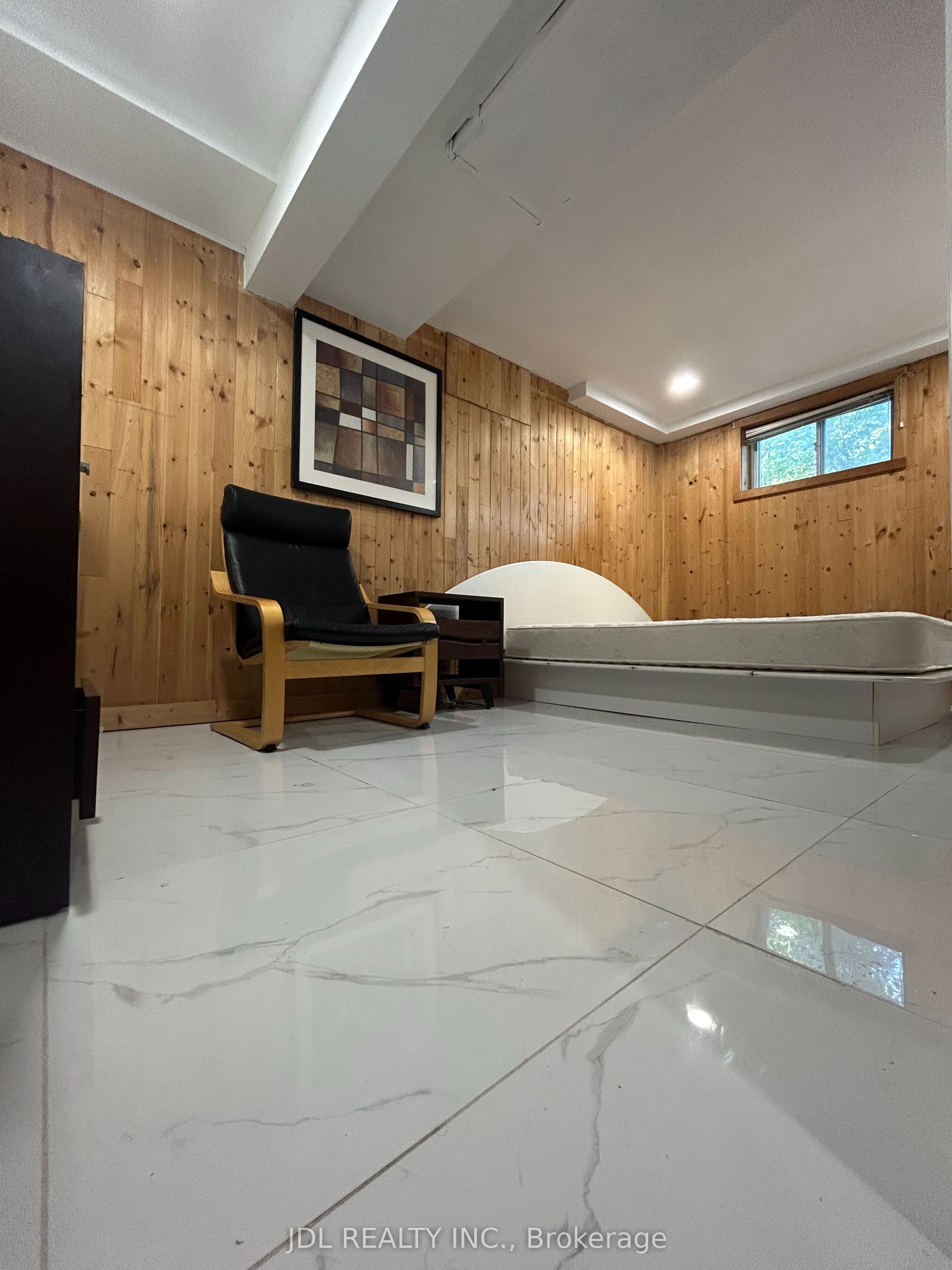 Unit Bedroom A bsmt - 110 Robinson Street, Markham 4