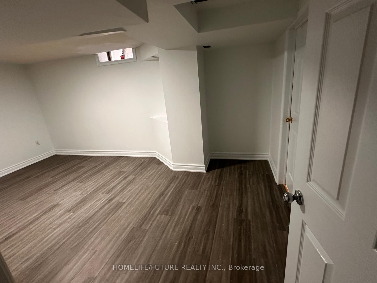Unit Bsmt - 39 Jordana Drive, Markham 2
