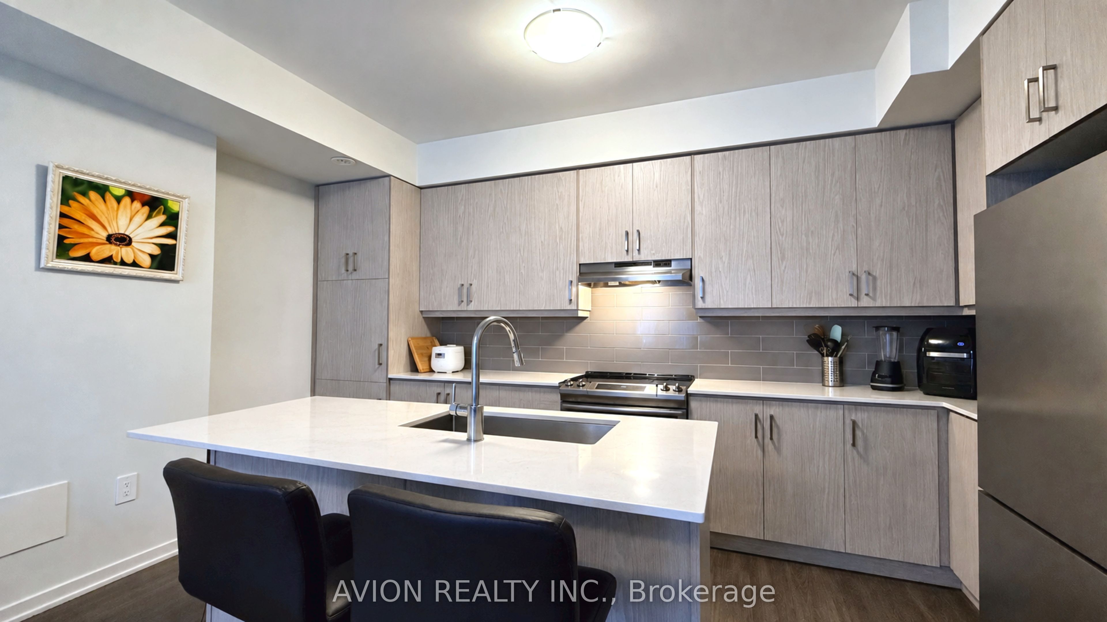 Unit 99 - 10 Almond Blossom Mews, Vaughan 5