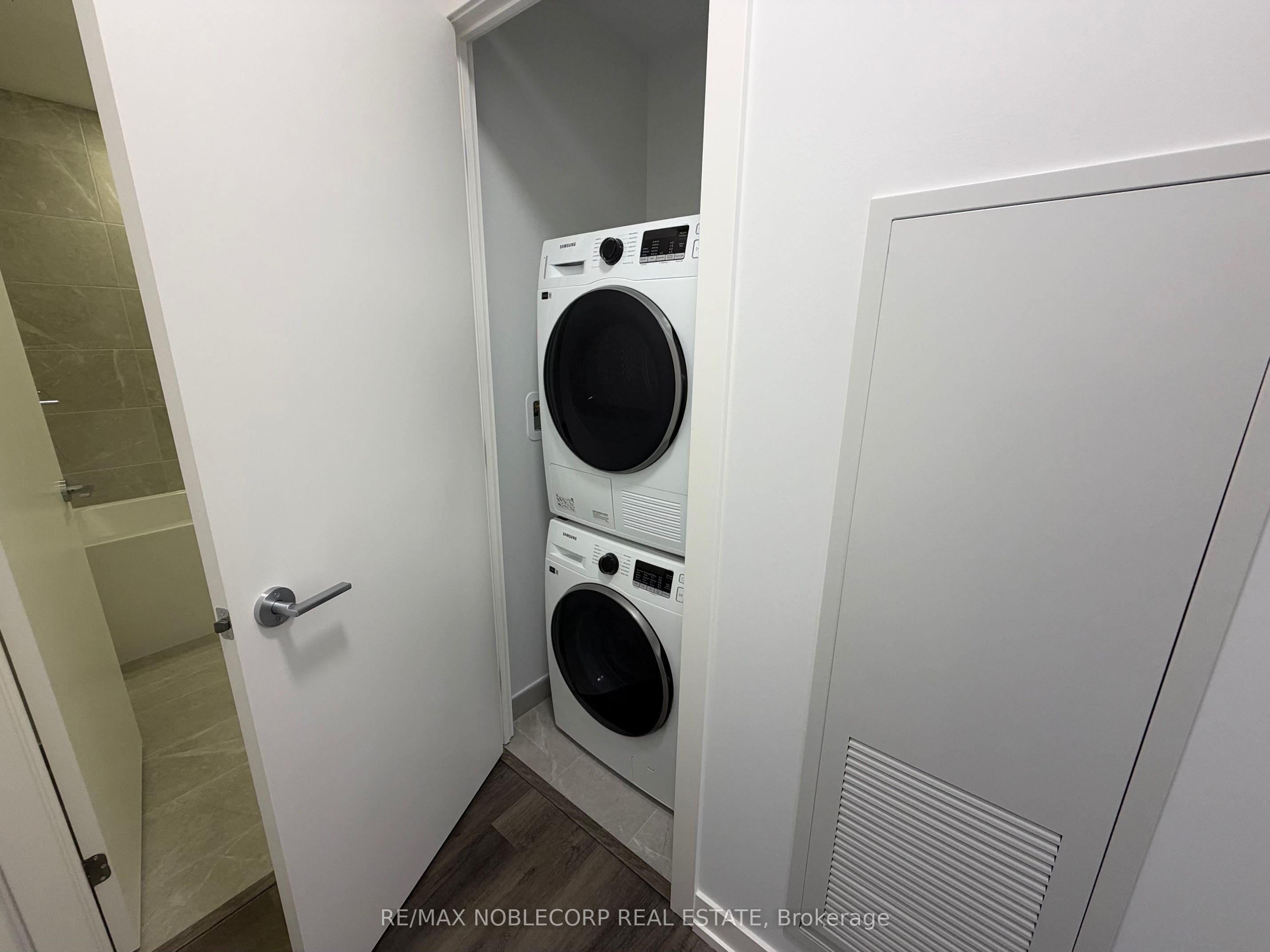Unit 2112 - 5 Meadowdale Road, Vaughan 4