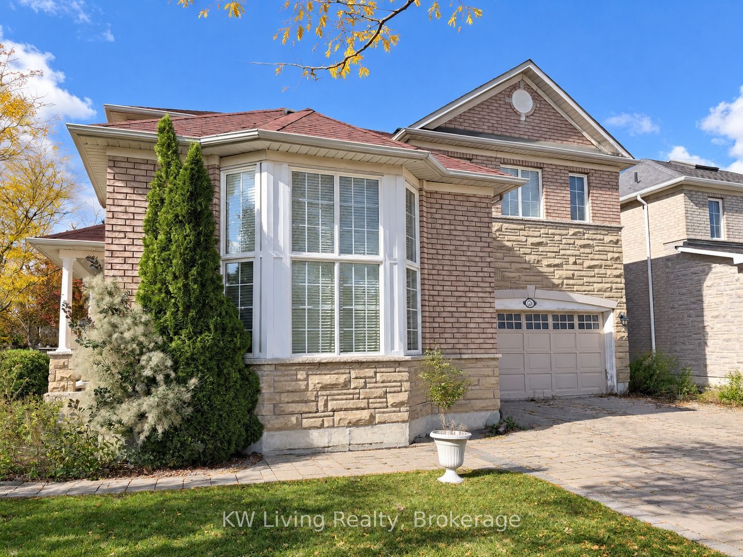 26 Gardenia Crescent, Markham 4