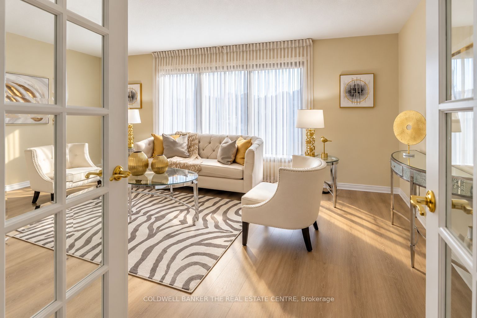 Unit Main - 140 Woodpark Place, Newmarket 4