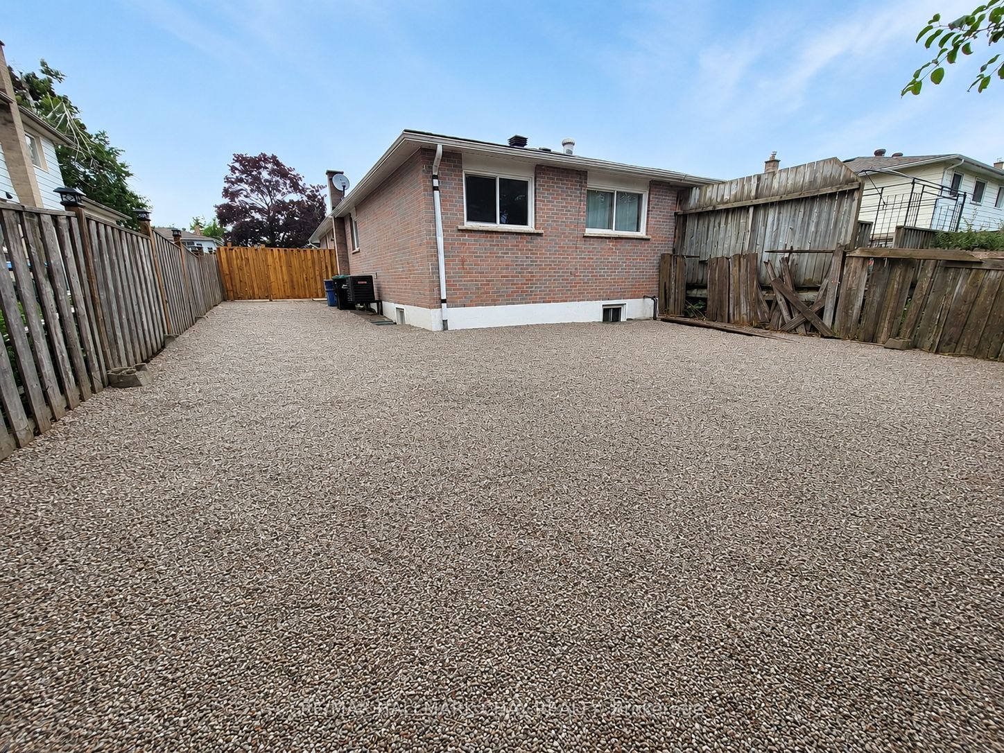 Unit UPPER - 88 B Bernick Drive, Barrie 2