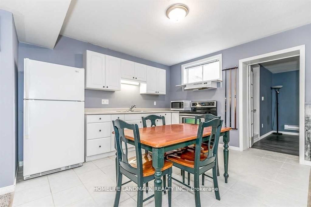 B 41 Gross Drive, Barrie 4