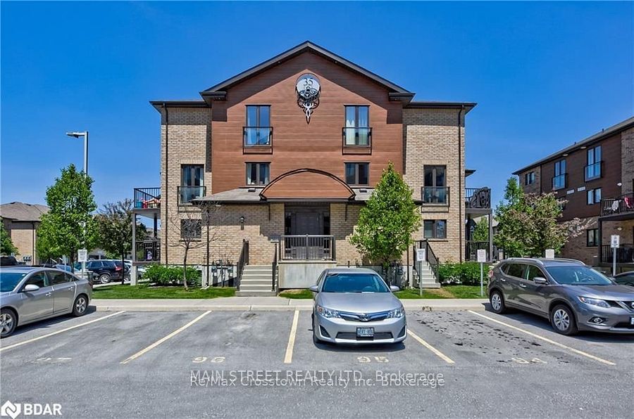 Unit 5 - 35 Madelaine Drive, Barrie 2