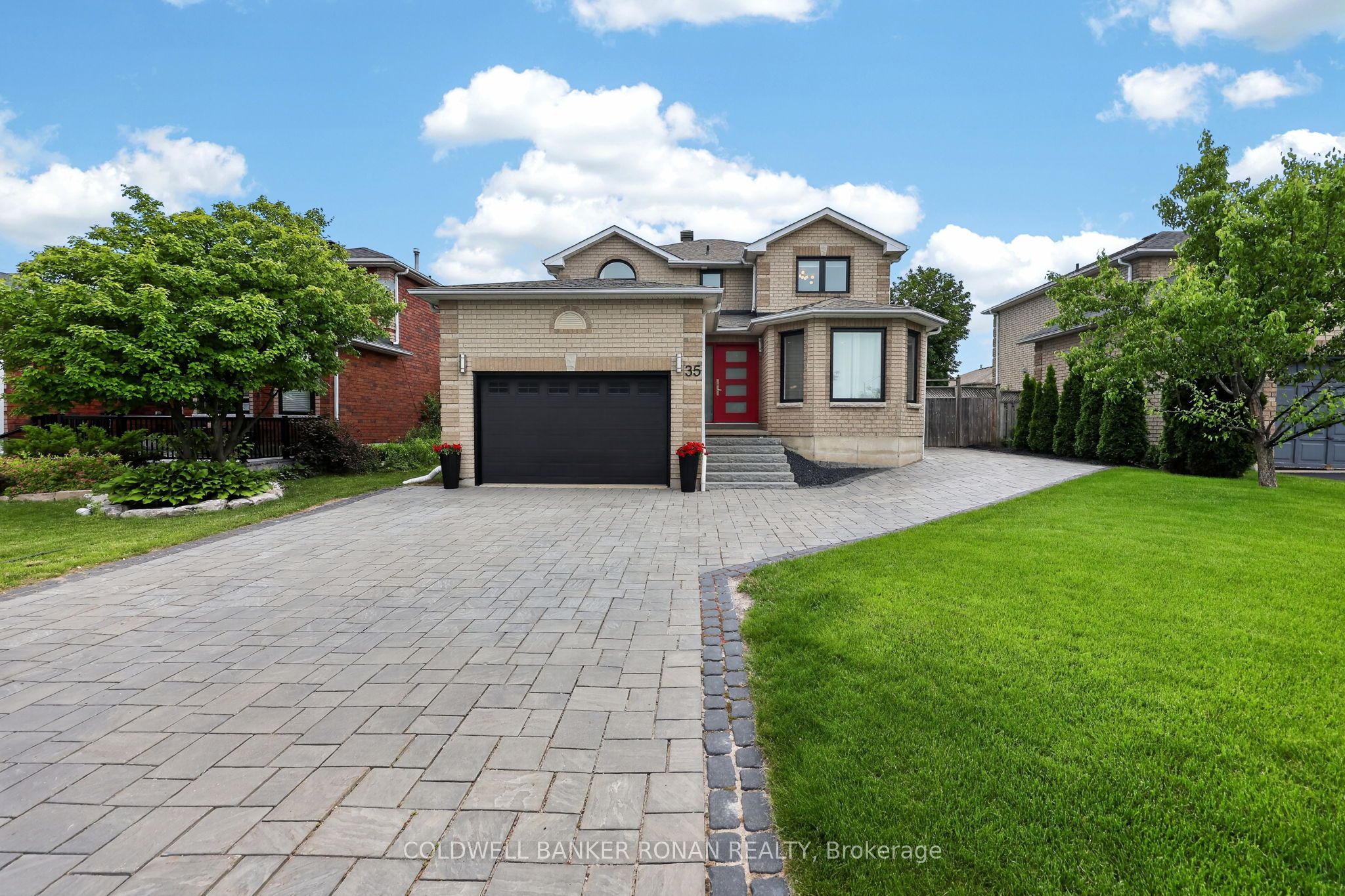 35 Farmstead Crescent, Barrie 2