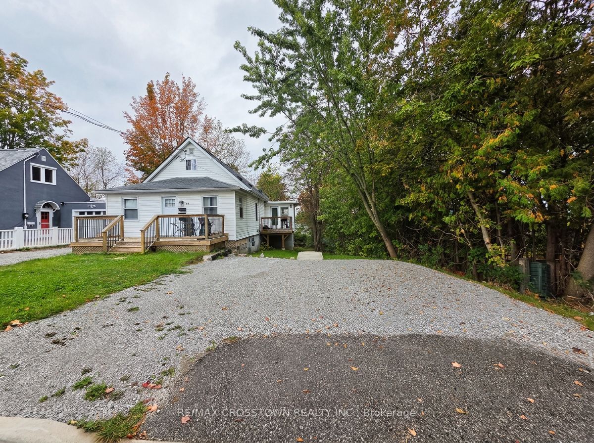 64 Bleeker Street, Orillia 2