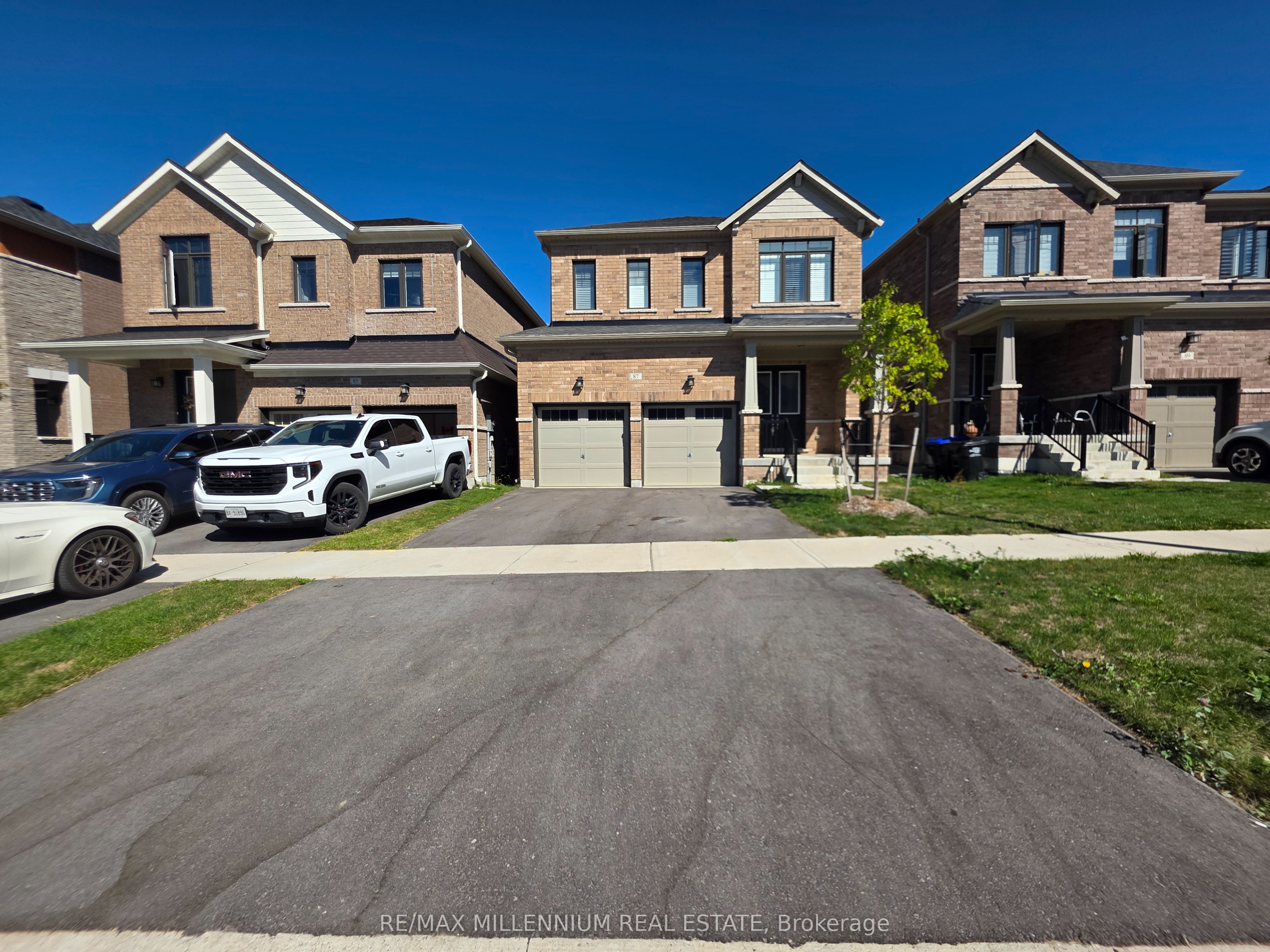 87 Bearberry Road E, Springwater 2