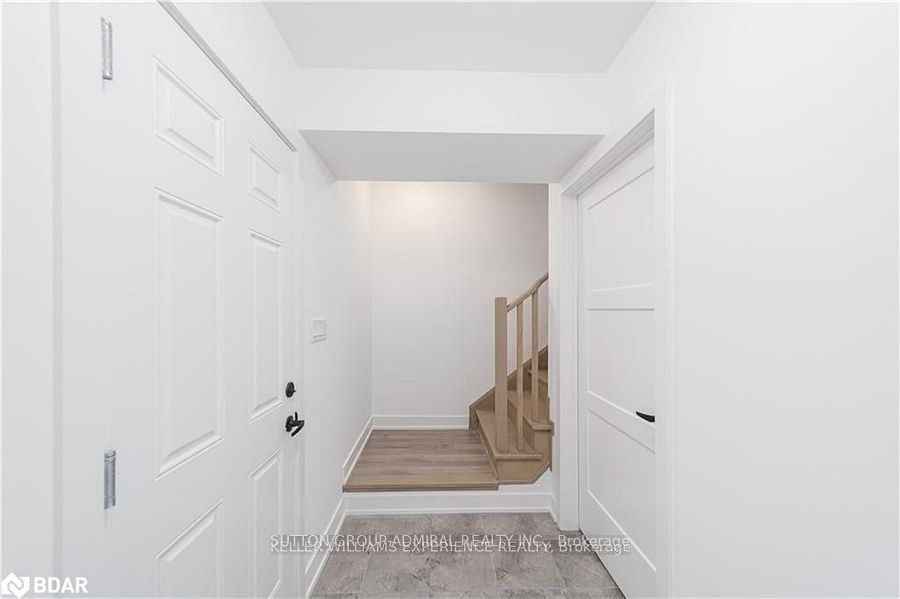 45 Hay Lane, Barrie 2