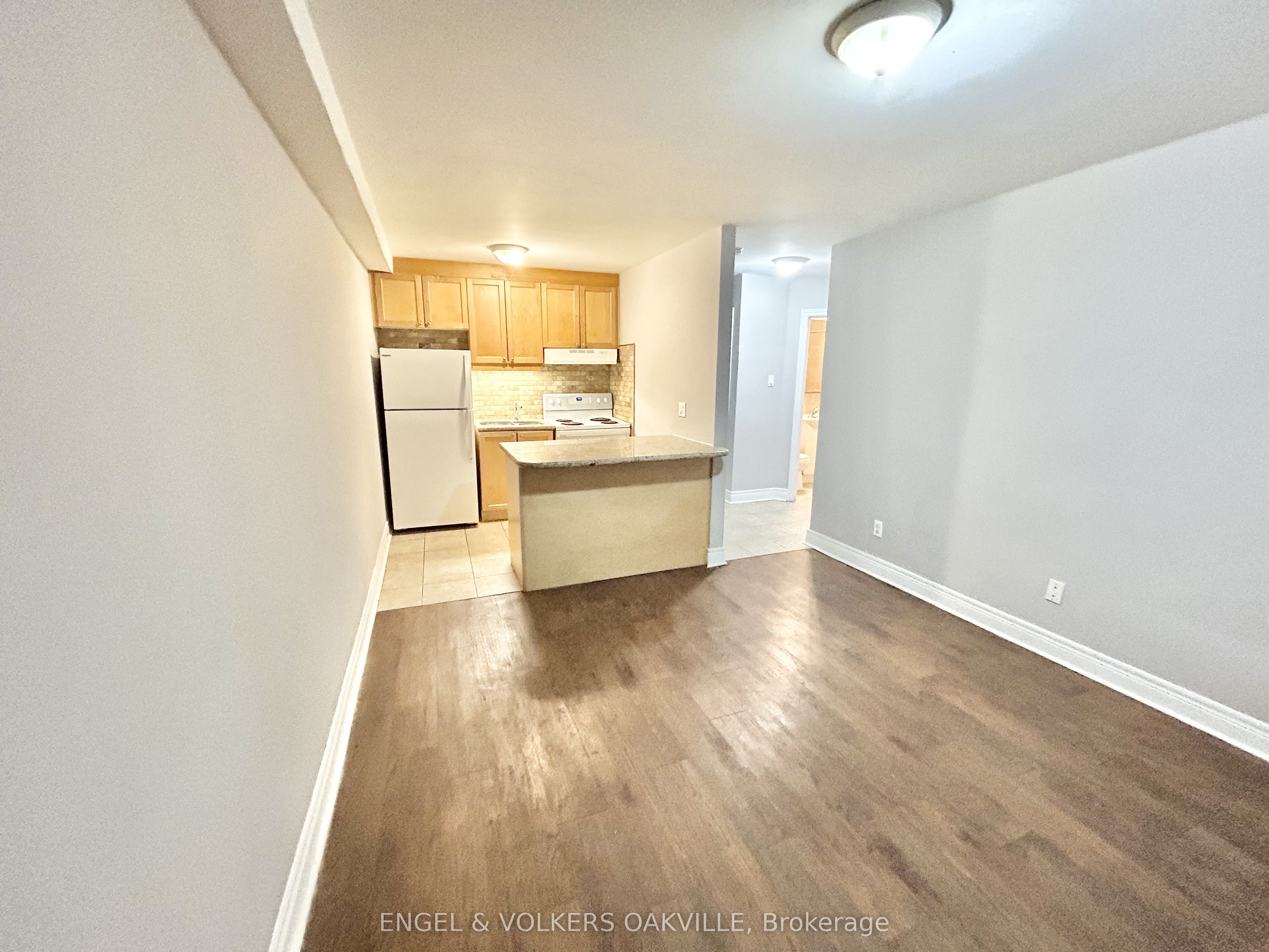 Unit 31 - 90 Twenty Fifth Street, Etobicoke 3