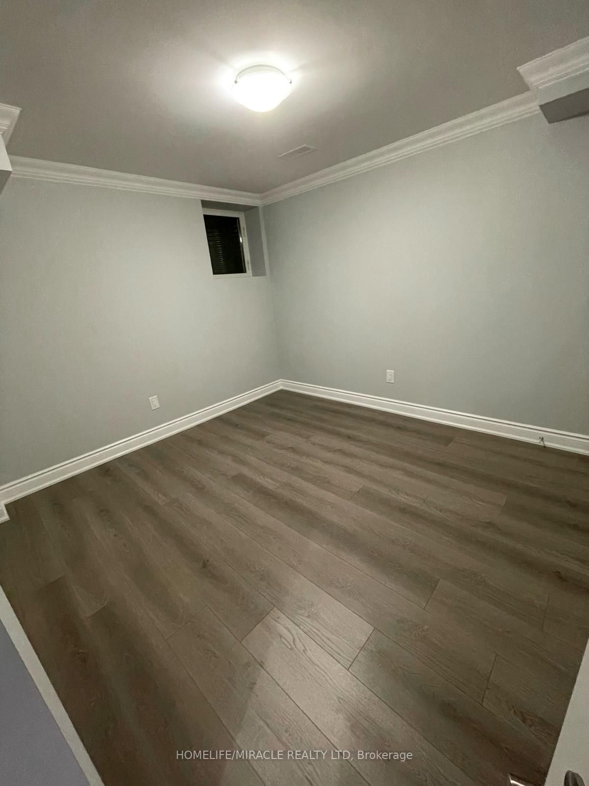 Unit 1 - 80 Reichert Court, Milton 5