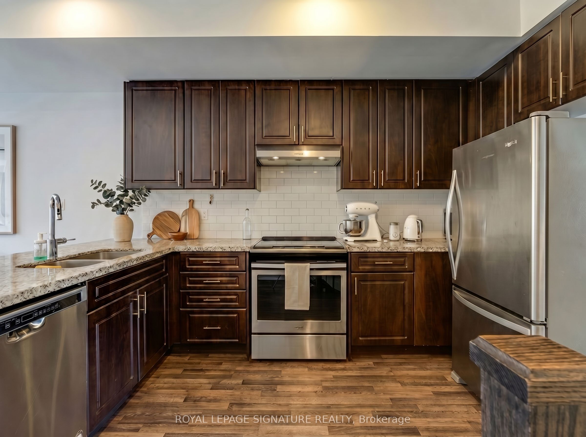 Unit Upper - 59 Creekbank Road, North York 3