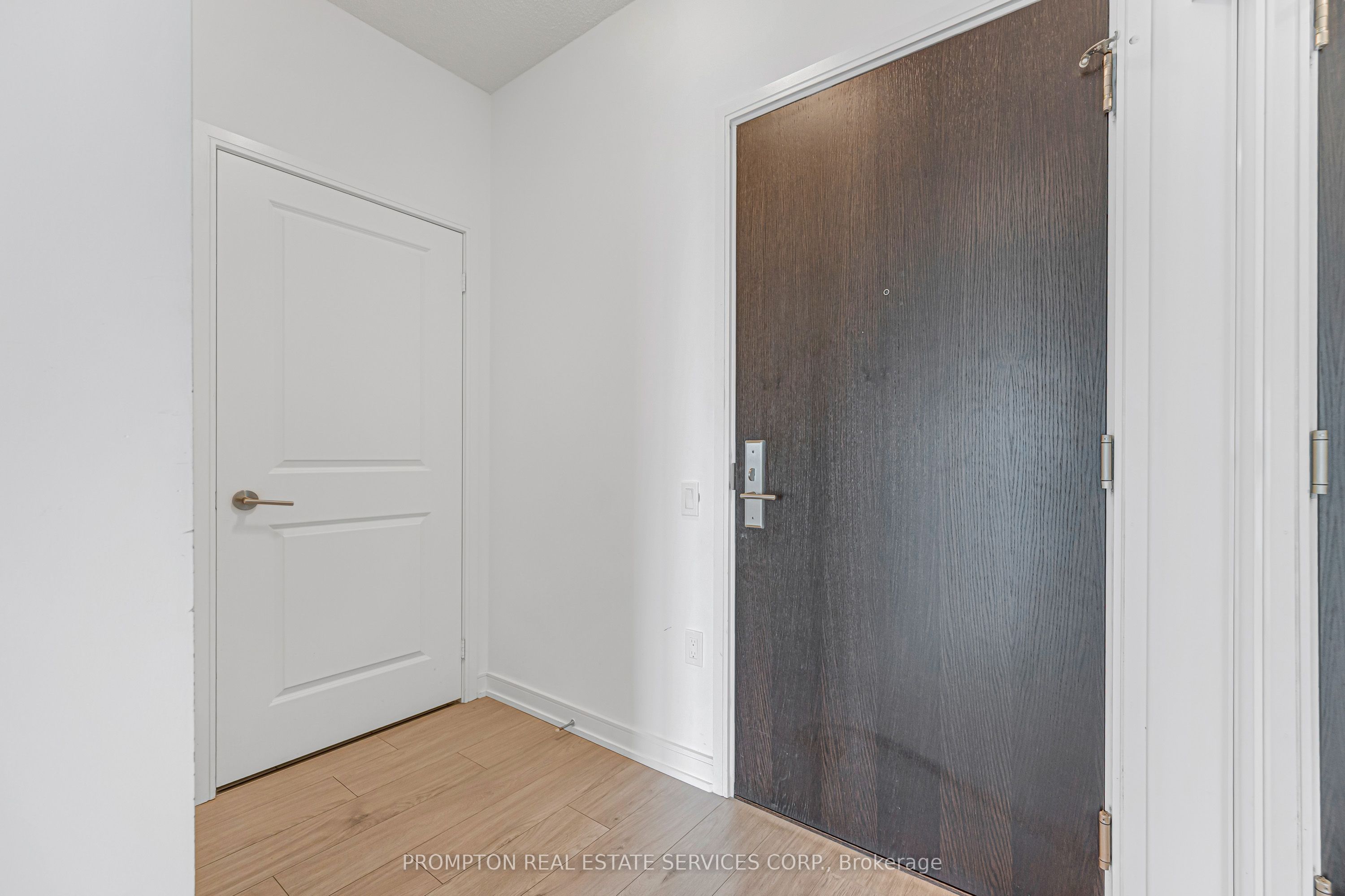Unit 3320 - 8 Nahani Way, Mississauga 2