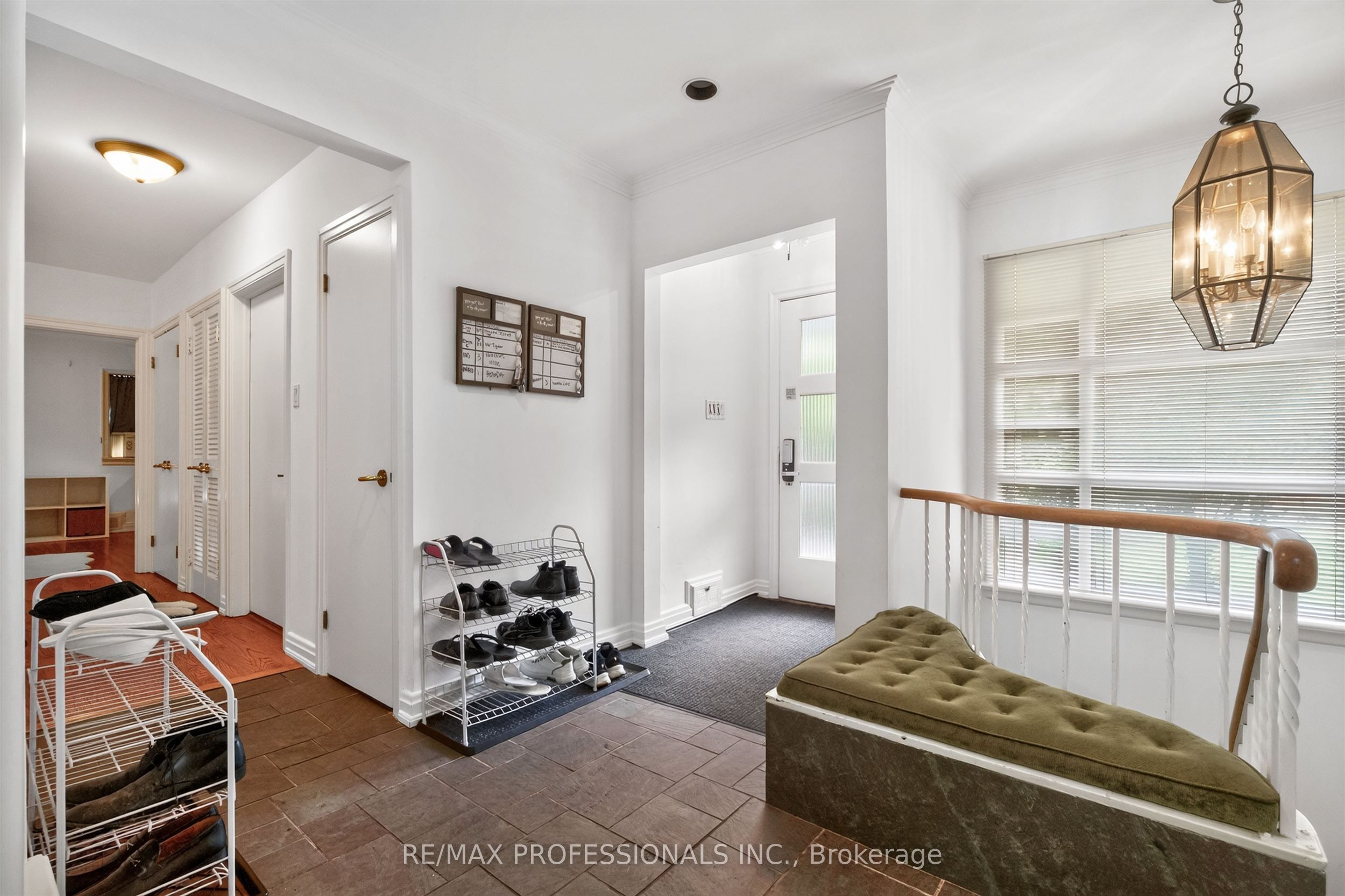 89 Valecrest Drive, Etobicoke 4