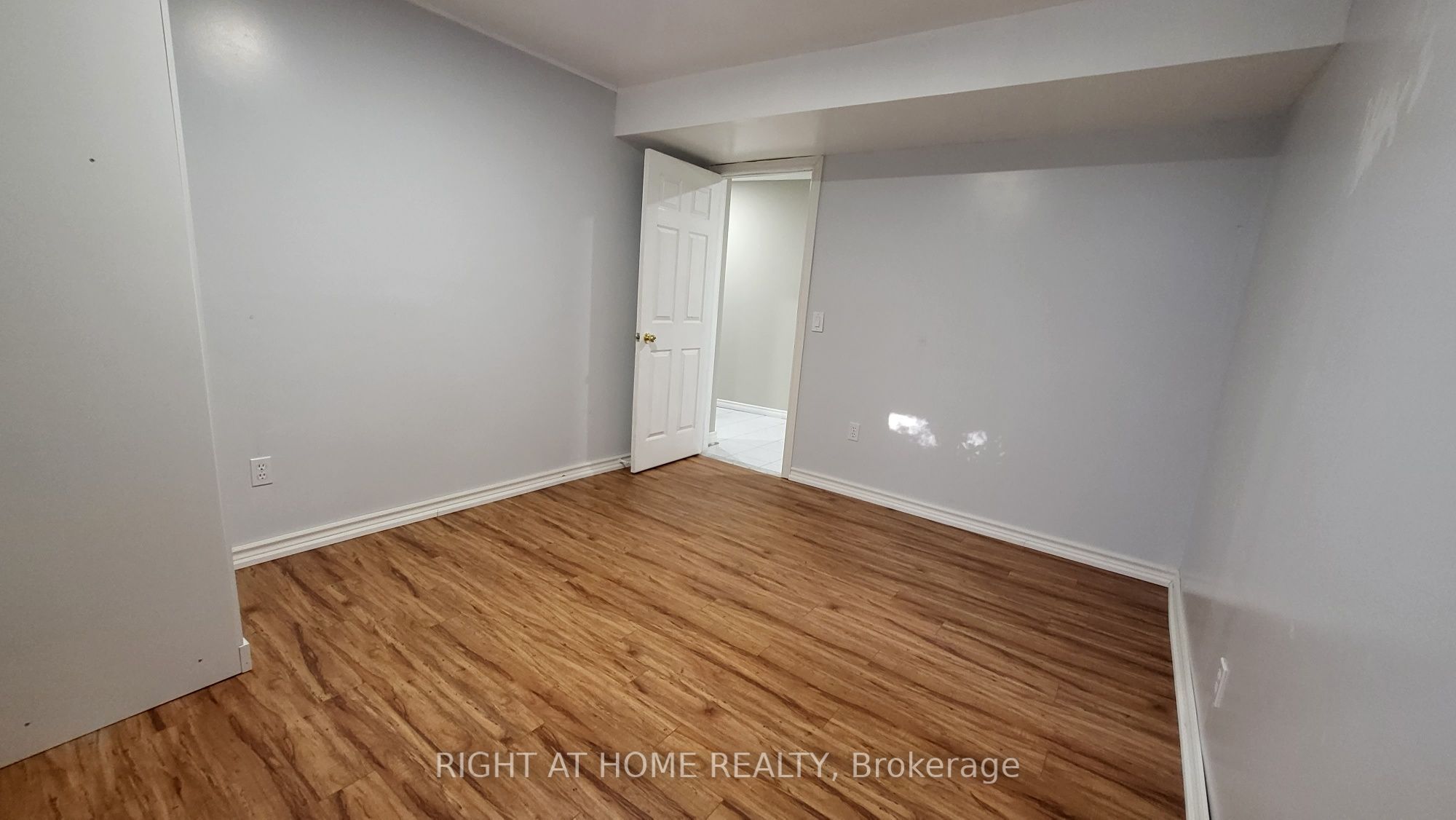 Unit Lower - 5402 Fasdon Court, Mississauga 4