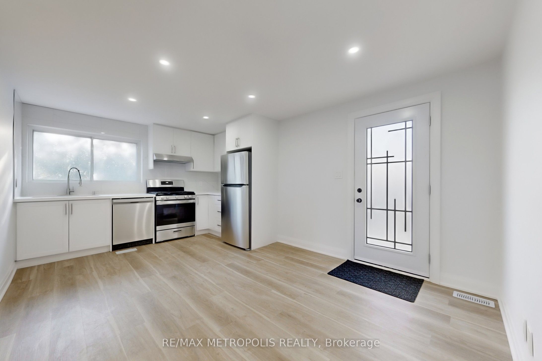 Unit Upper - 85 Primula Crescent, North York 2