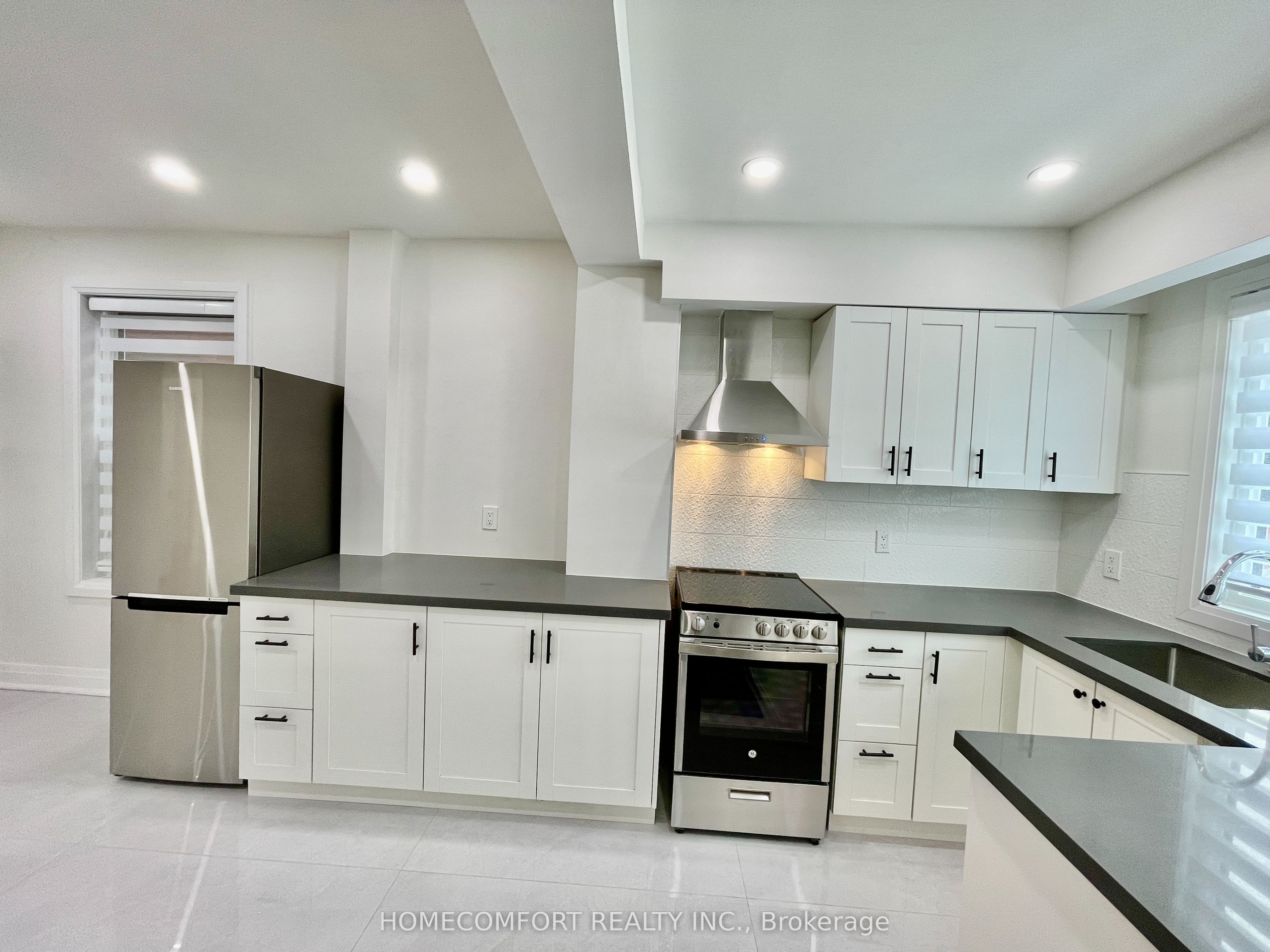 Unit Main - 20 St Clair Gardens, Toronto 4