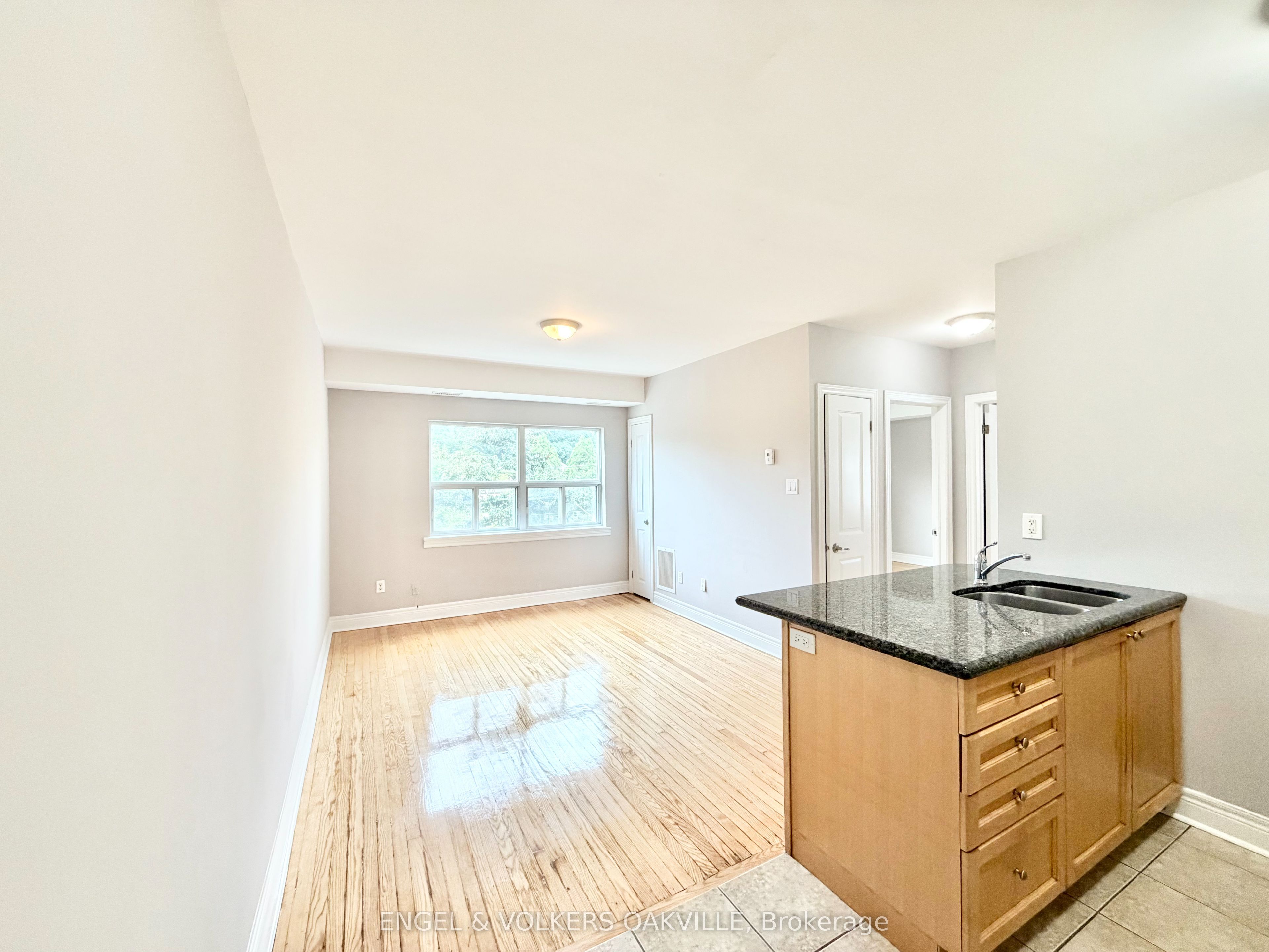 Unit 302 - 15 Thirty Third Street, Etobicoke 2